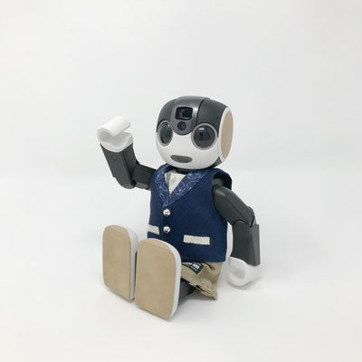 ロボホンWi-Fiモデルとプリント柄スーツ(現在は販売しておりません)